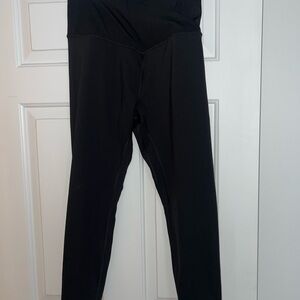 Black High-Waisted Cross Top Leggings